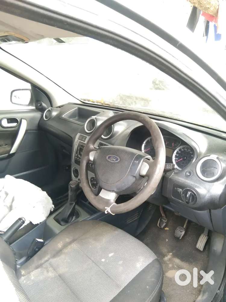 Ford Fiesta Zxi 2013 Diesel Car