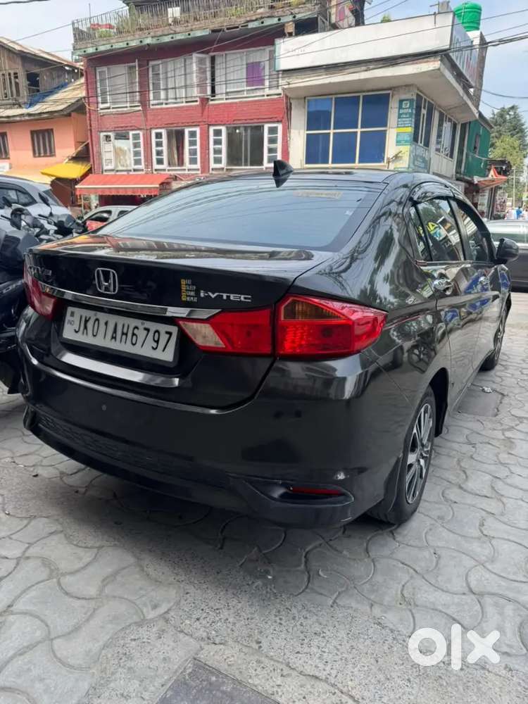 Honda City 1.5 V 2018