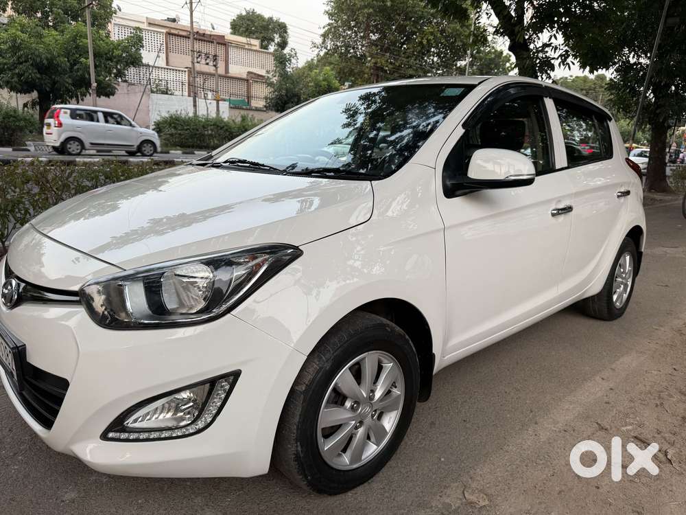Hyundai I20 Sportz 1.2 Bs-iv, 2013, Petrol