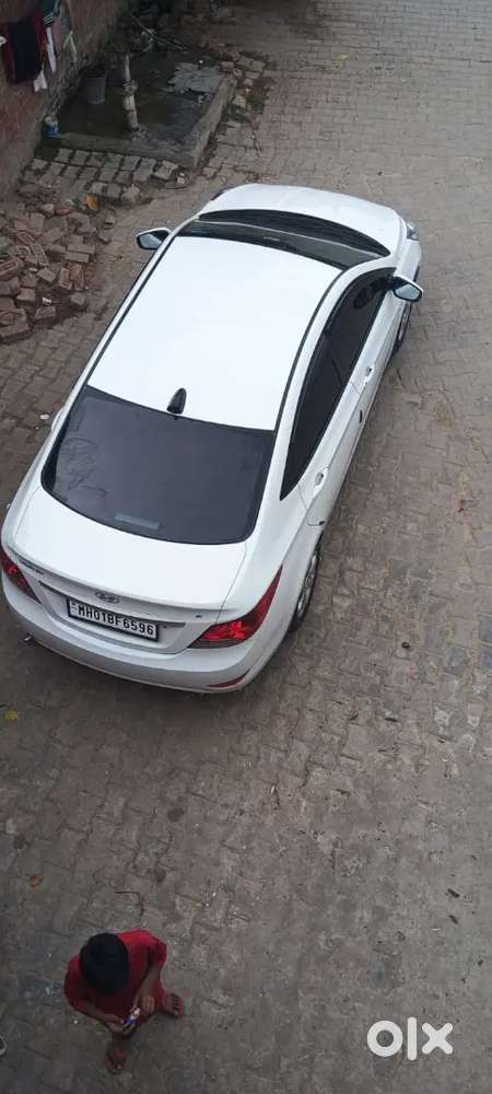Hyundai Verna