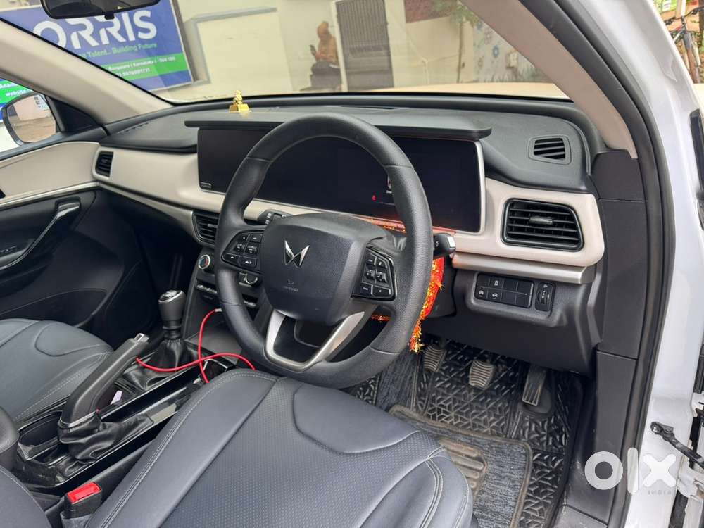 Mahindra Xuv700 2025 Diesel Good Condition