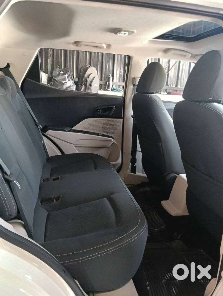 Mahindra Xuv300 W6 Diesel, 2023, Diesel