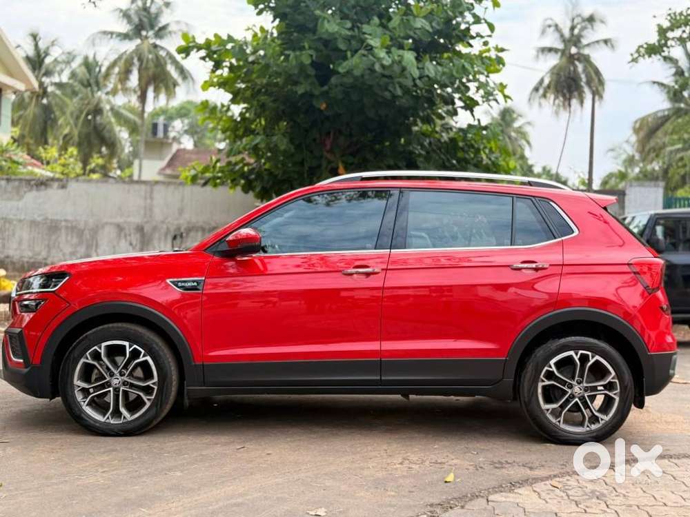 Skoda Kushaq 1.0 Tsi Style, 2022, Petrol