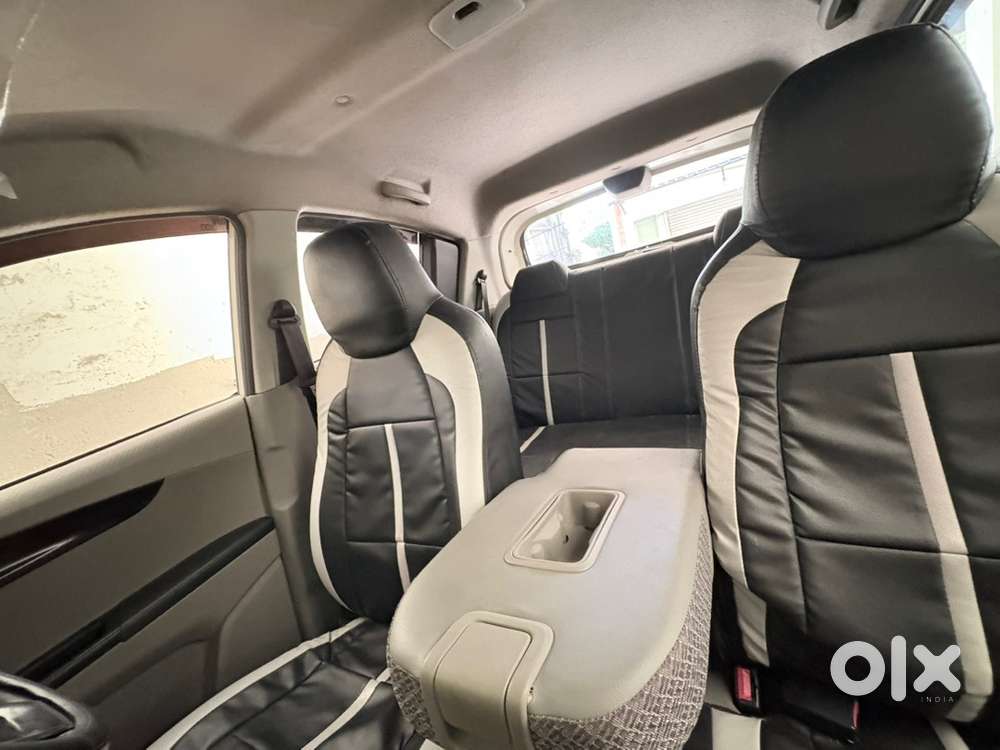 Mahindra Kuv100 Nxt 2016 Petrol 6seater Car