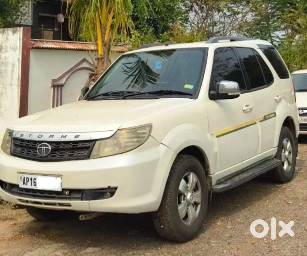 Tata Safari Storme 2016 Diesel Good Condition