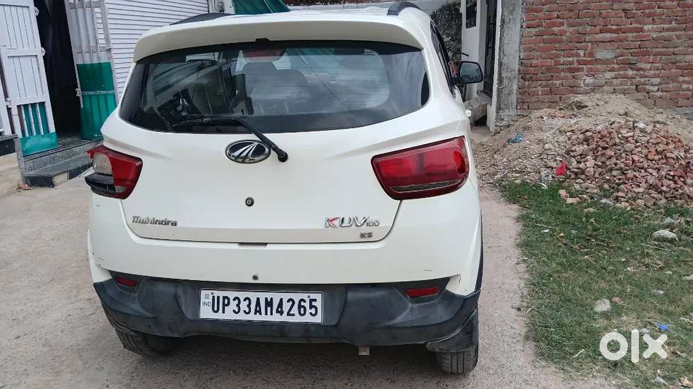 Kuv Mahindra White 2016 Modal Good Condition