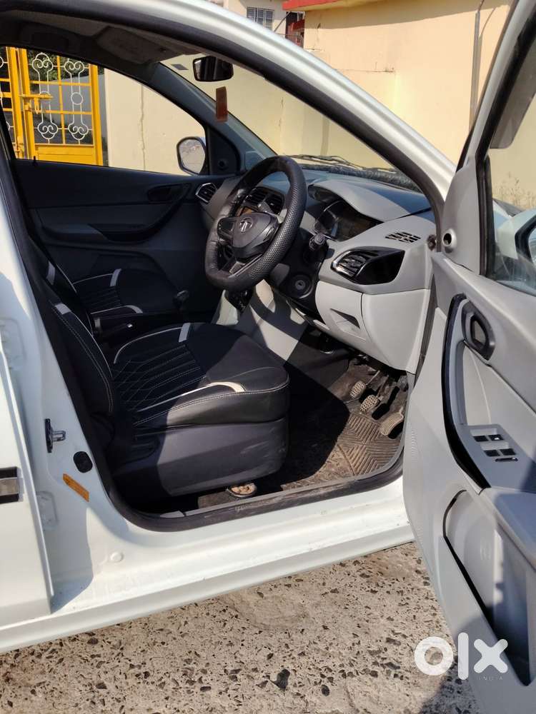 Tata Tiago 1.2 Revotron Xm, 2022, Petrol