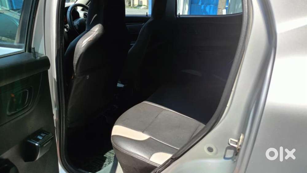 Renault Kwid 1.0 Invincible Mt, 2018, Petrol