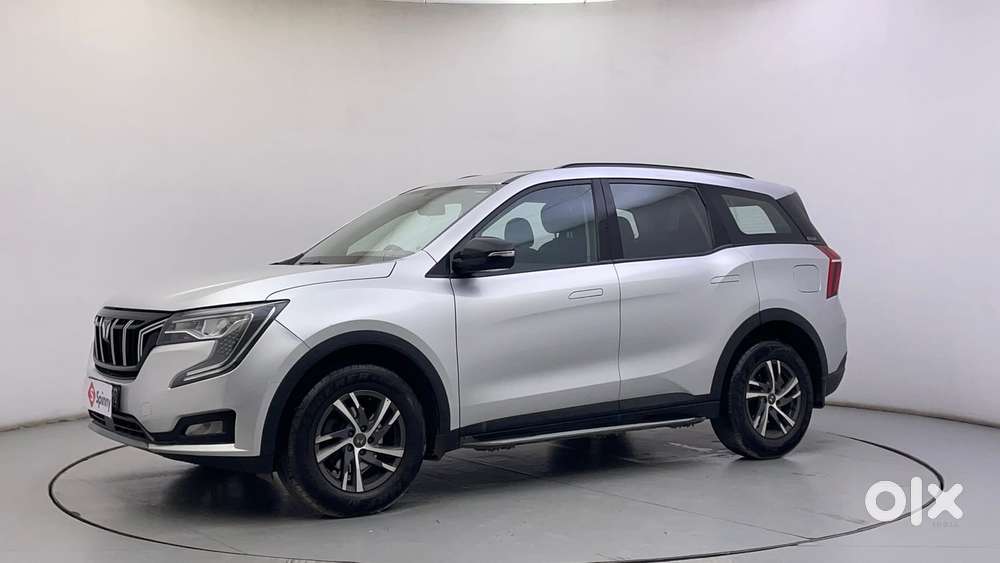 Mahindra Xuv700 2.0 Ax 5 Petrol At Str, 2022, Petrol
