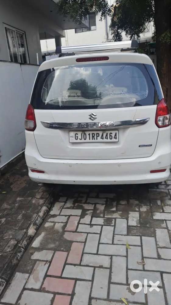 Maruti Suzuki Ertiga 2016 Diesel 175000 Km Driven