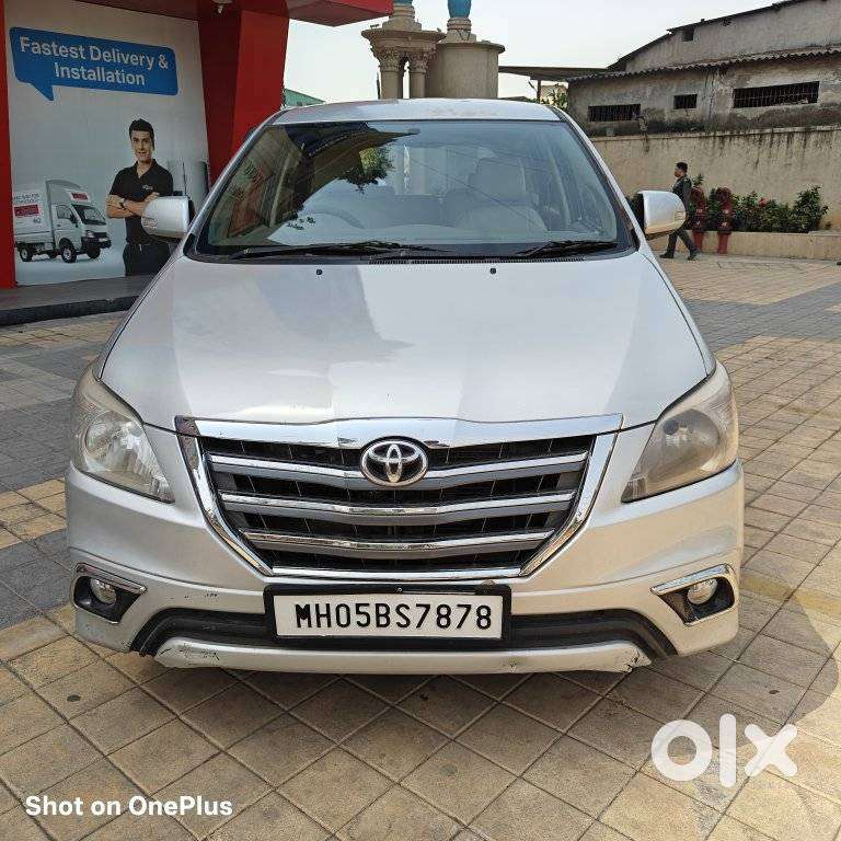 Toyota Innova 2.5 Ev (diesel) Ps 8 Seater Bs Iv, 2013, Diesel