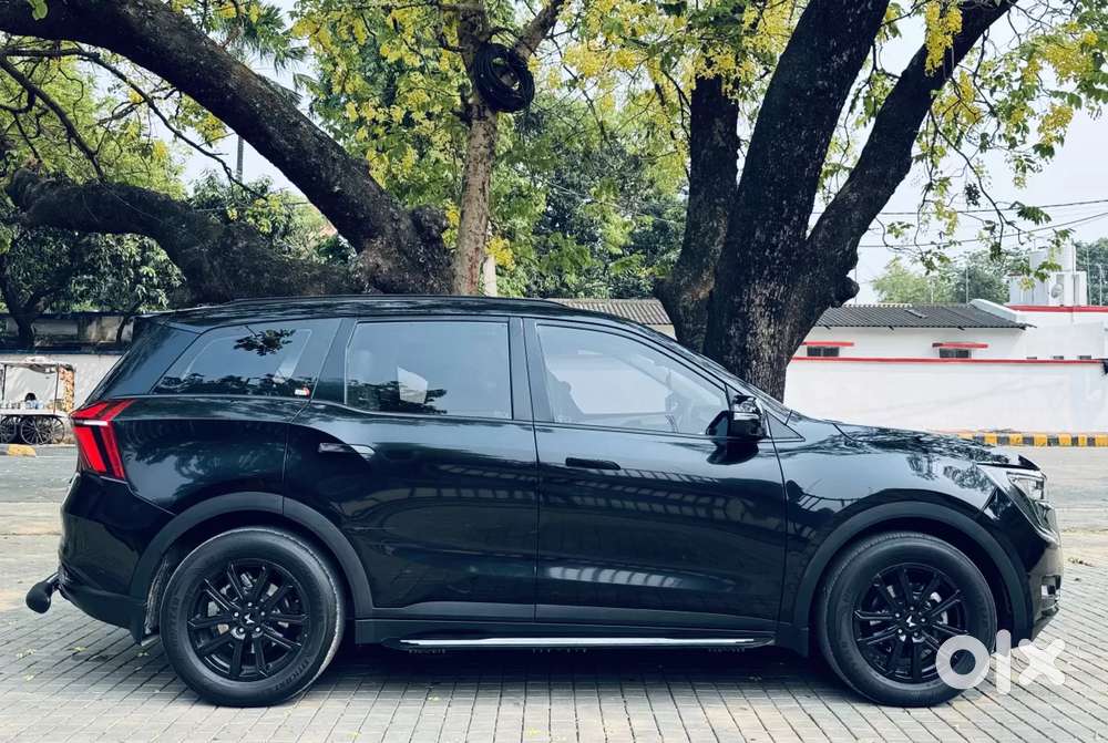 Mahindra Xuv700 2.2 Ax 7 Diesel At Luxury Pack Str Awd, 2024, Diesel