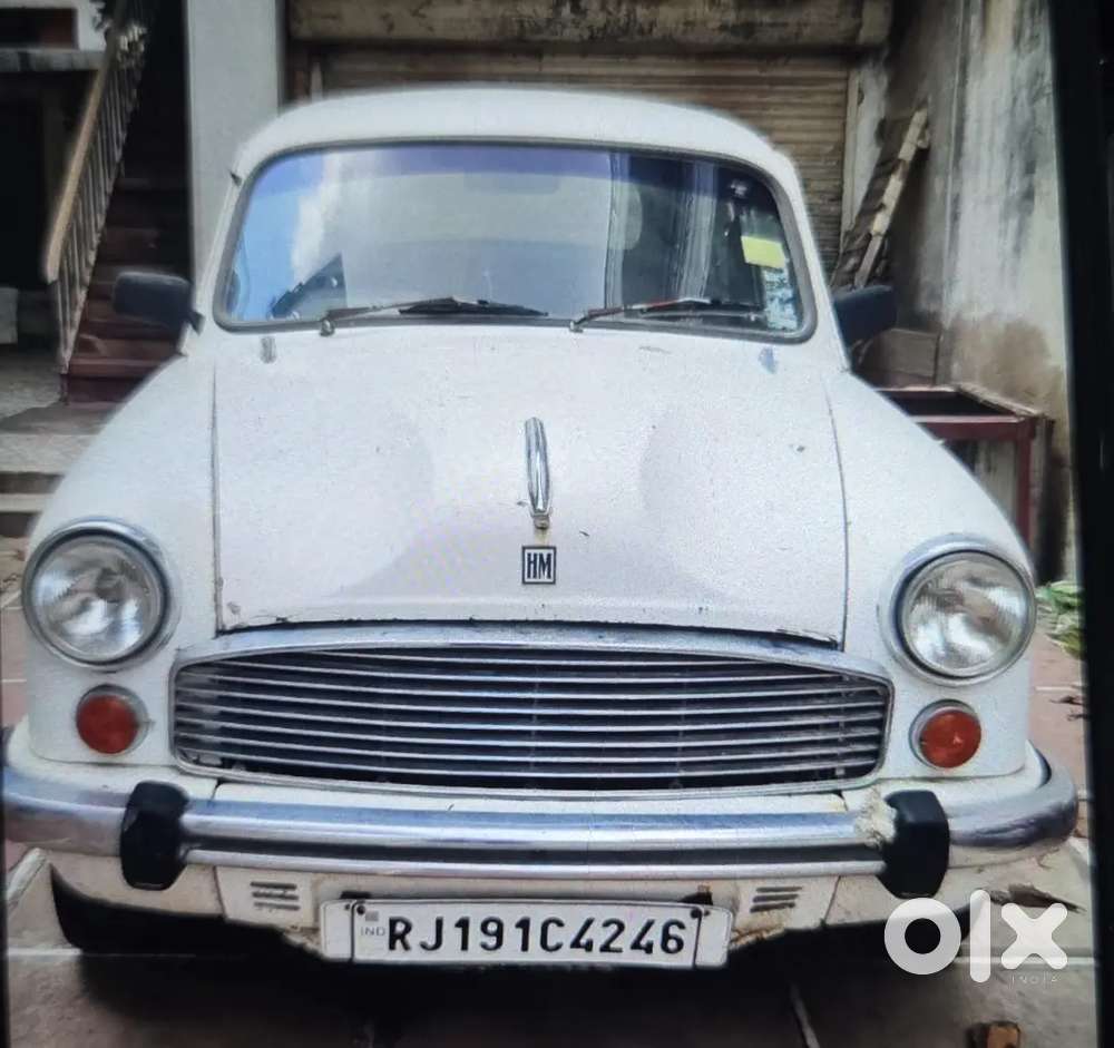 Ambassador Classic 1999 Car