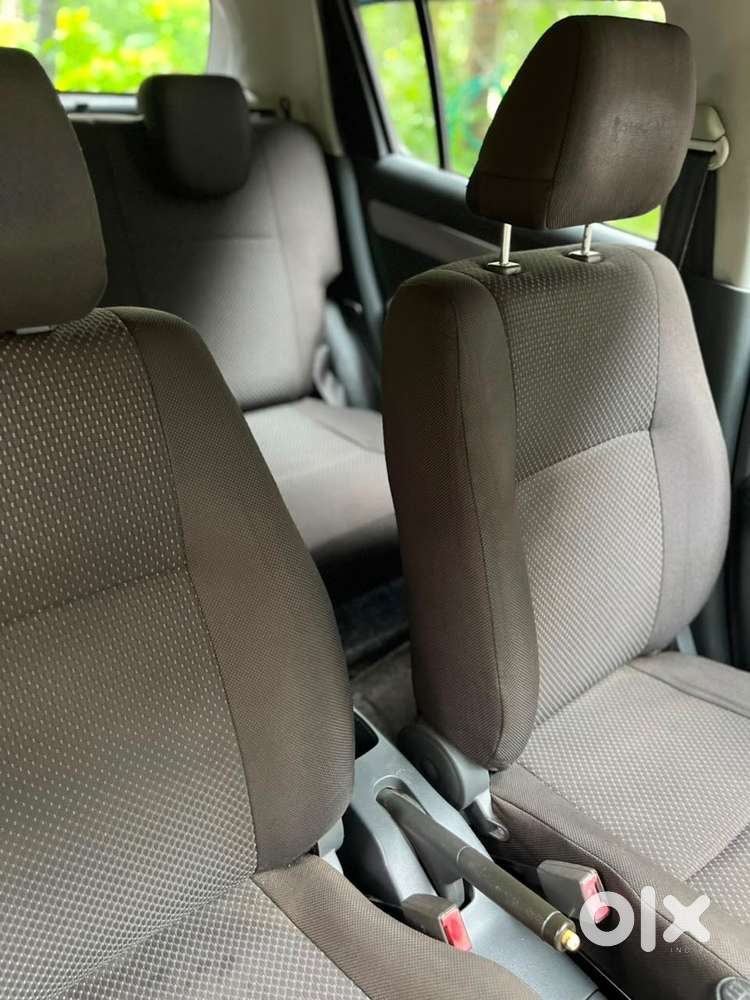 Swift Vxi Petrol 2005