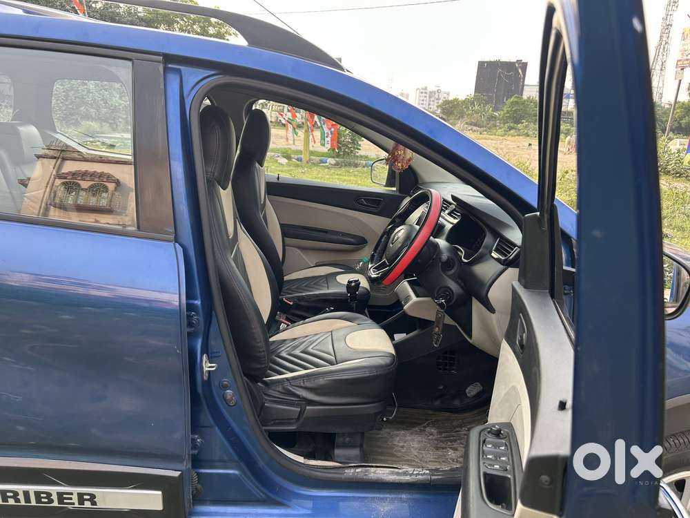 Renault Triber Rxt, 2024, Petrol