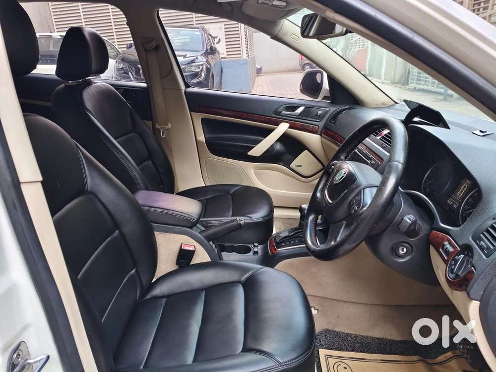 Skoda Laura 2.0 Tdi At L And K, 2011, Diesel