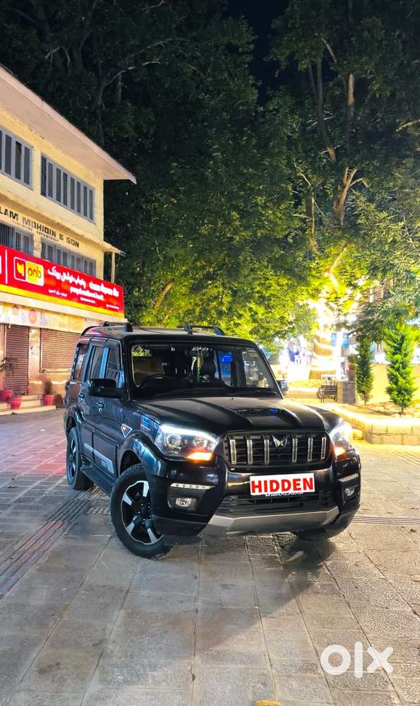 Black Mahindra Scorpio 2023 Classic Petrol Manual
