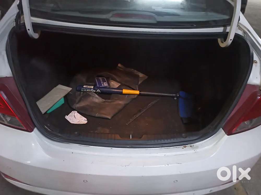 Well Maintained Hyundai Verna With New Seats And 5 New Tyres.