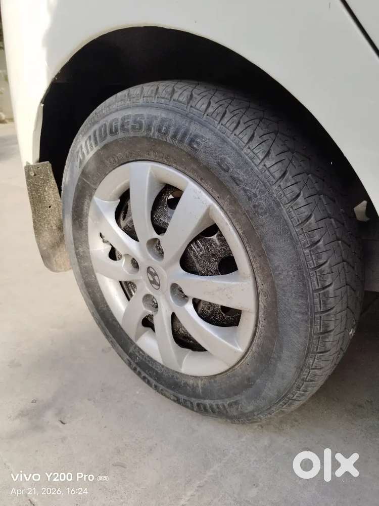 Hyundai Eon 2012 Lpg 82000 Km Driven