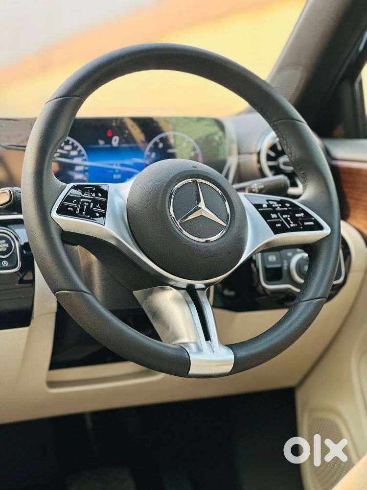 Mercedes-benz A-class Limousine 200, 2024, Petrol