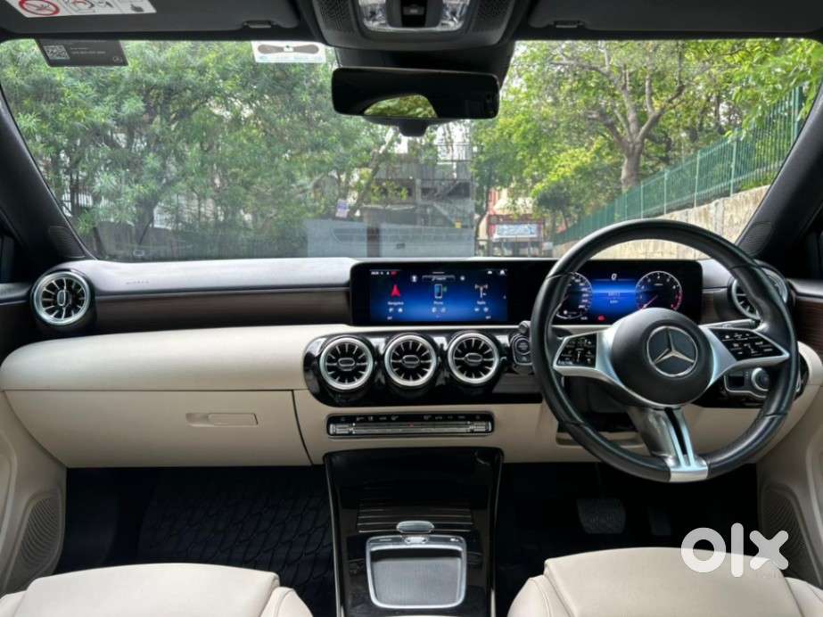 Mercedes-benz A-class Limousine 200, 2024, Petrol