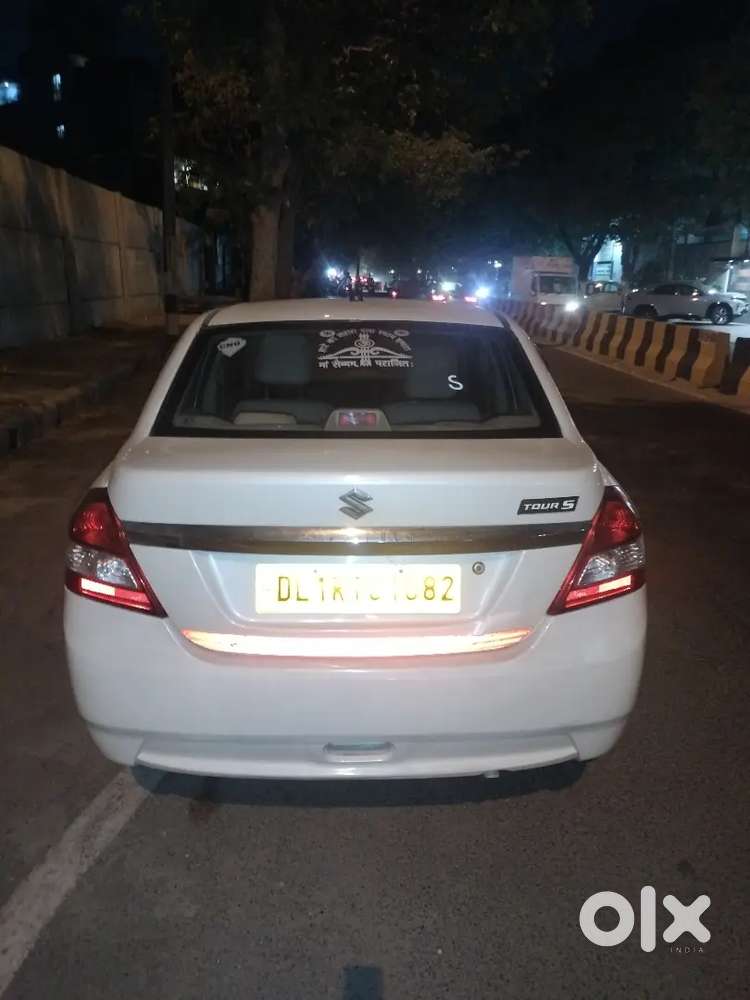 Maruti Suzuki Dzire 2017 Cng & Hybrids 215530 Km Driven