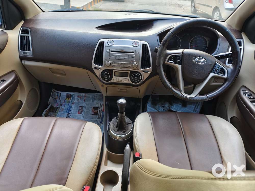 Hyundai I20 Sportz 1.2 Bs-iv, 2011, Petrol
