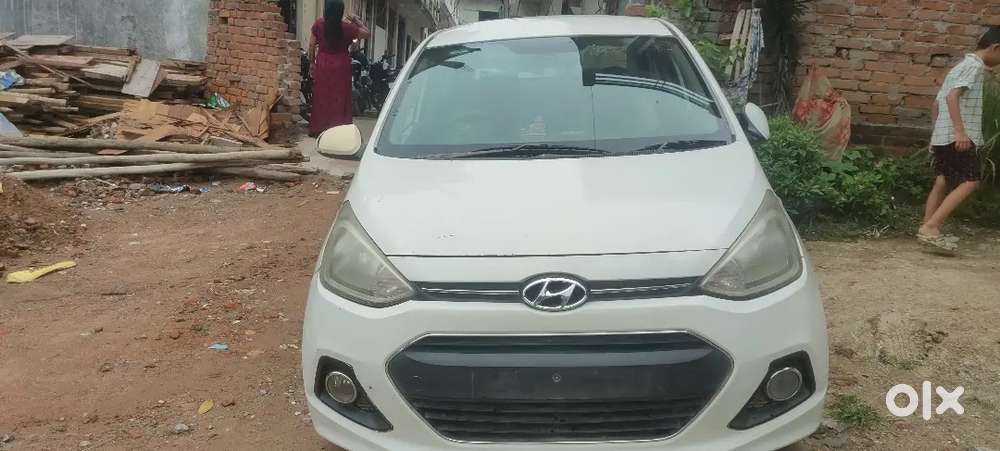 Hyundai Xcent 2014 5-speed Manual Base