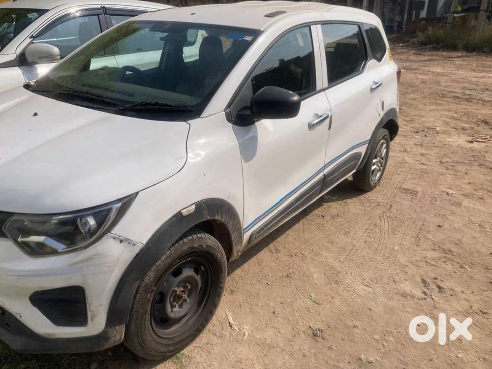 Renault Triber Petrol 2023