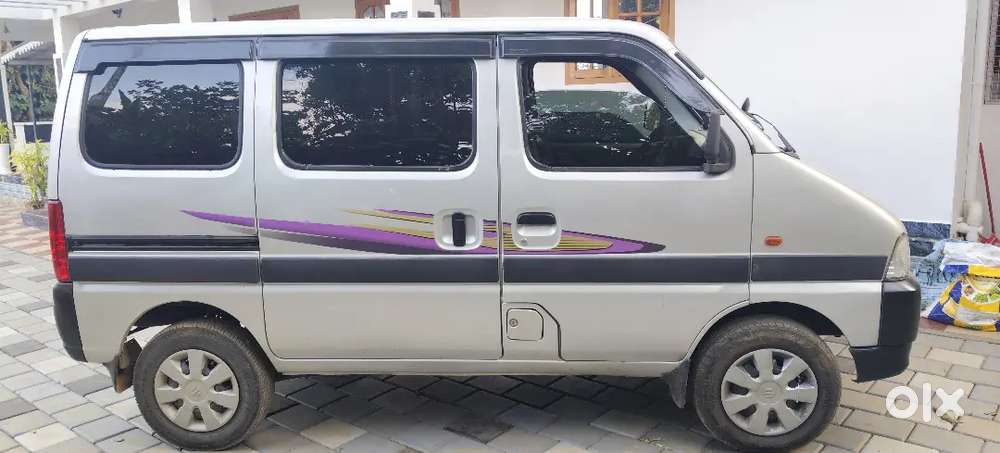 Maruti Suzuki Eeco 2017