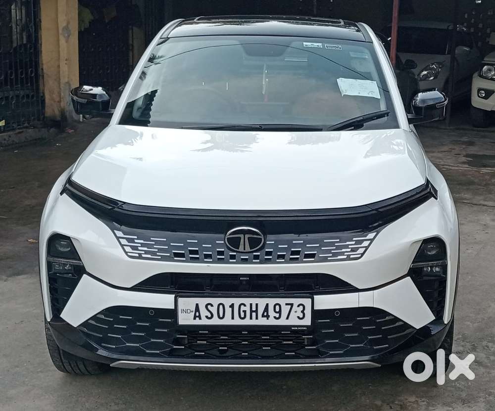 Tata Curvv Creative 1.2 Revotron Petrol 6mt, 2025, Petrol