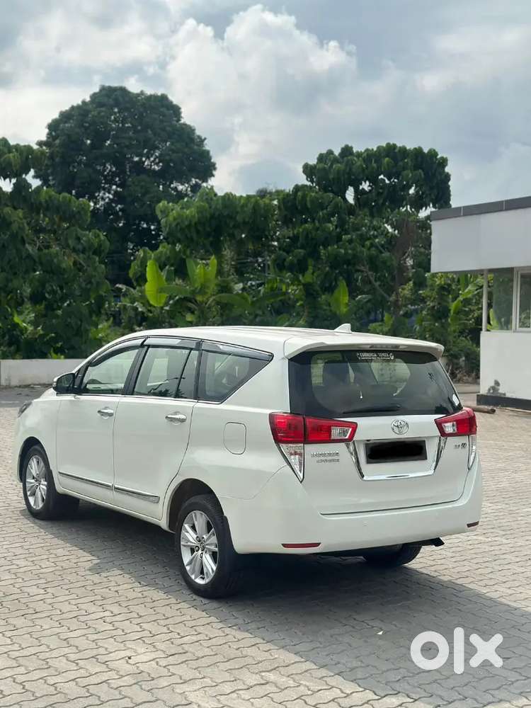 Toyota Innova Crysta 2.8 Z At, 2019, Diesel