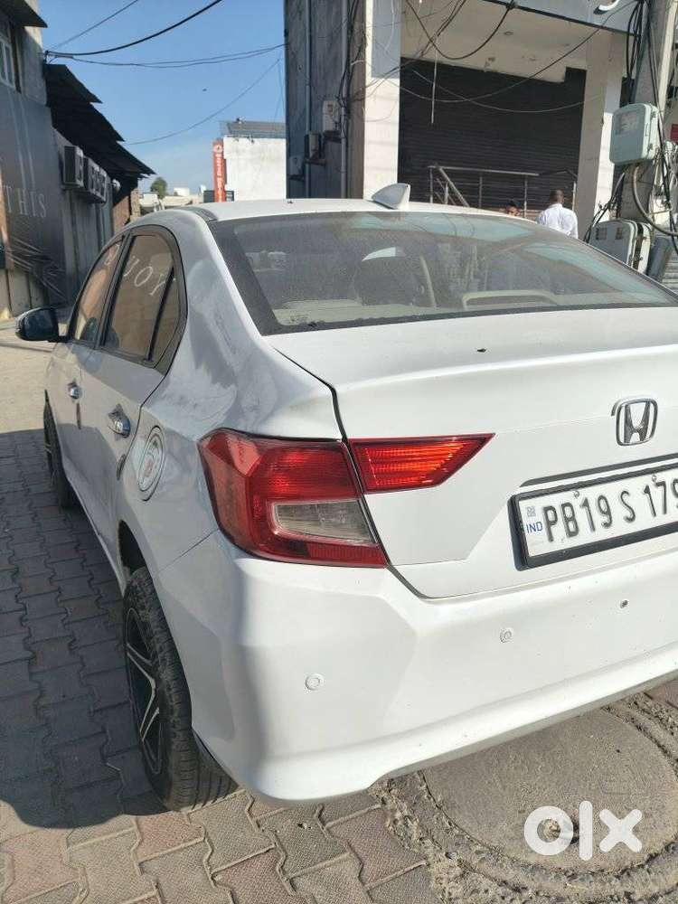Honda Amaze, 2019, Petrol