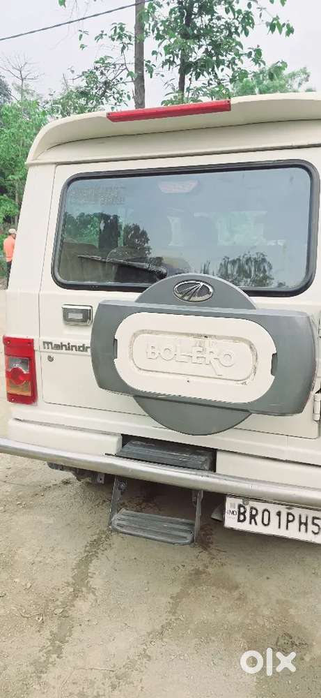 Mahindra Bolero 2017 ( Zlx Power Plus) पाचो चक्का नया है