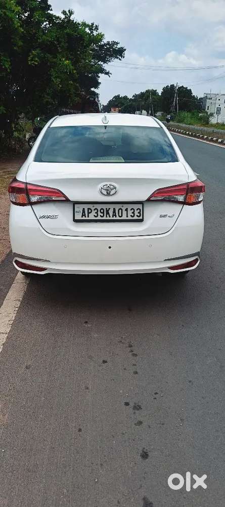 Toyota Yaris 1.5 J 2021