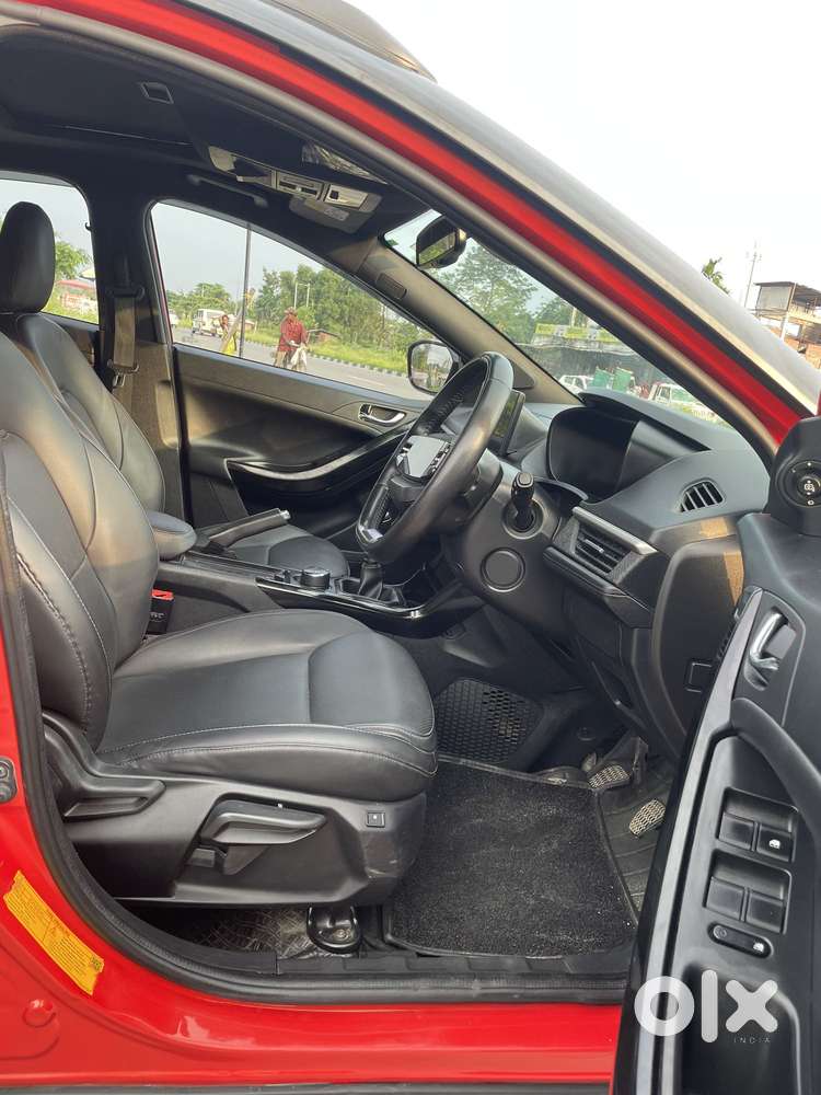 Tata Nexon Fearless Plus S 1.2 Revotron Petrol 6mt Dt, 2023, Petrol