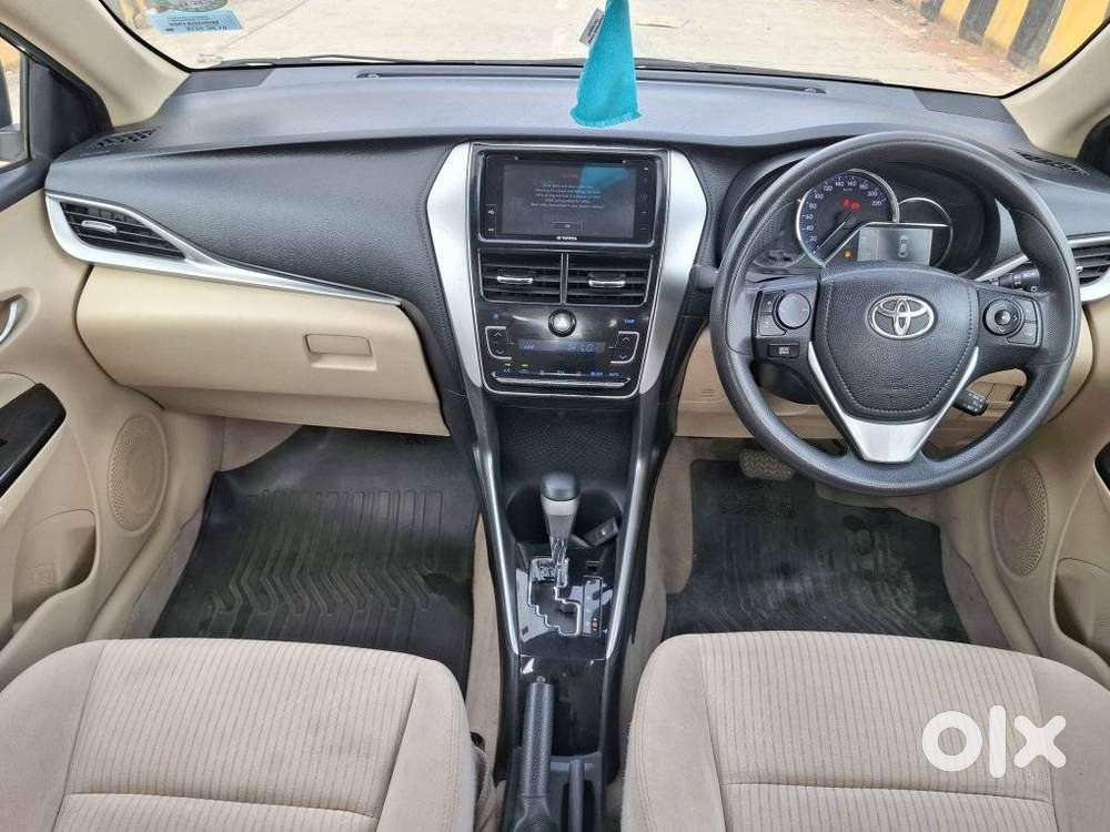 Toyota Yaris V Optional Cvt, 2018, Petrol