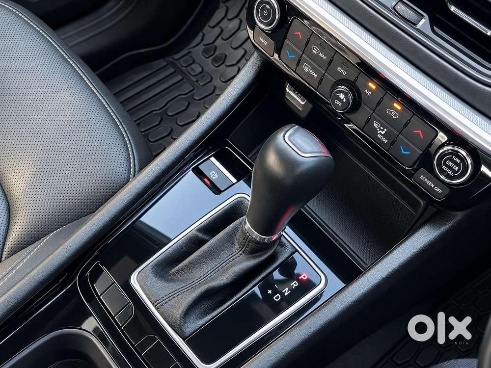 Jeep Compass Model S (o2) At, 2022, Petrol