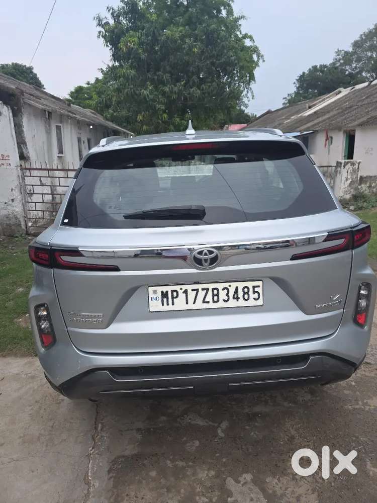 Toyota Urban Cruiser 2023 Hybrid Edition Automatic Top Of The Line