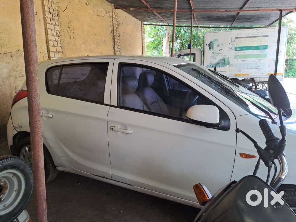 I20 Vehicle Below 2 Lacs For Sale