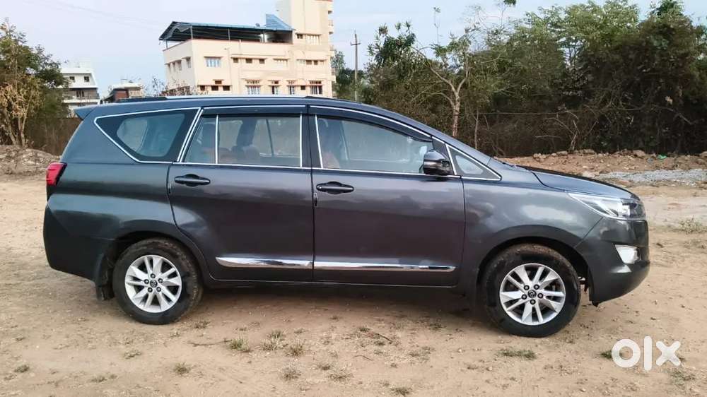 Toyota Innova Crysta 2018 Diesel 121650 Km Driven
