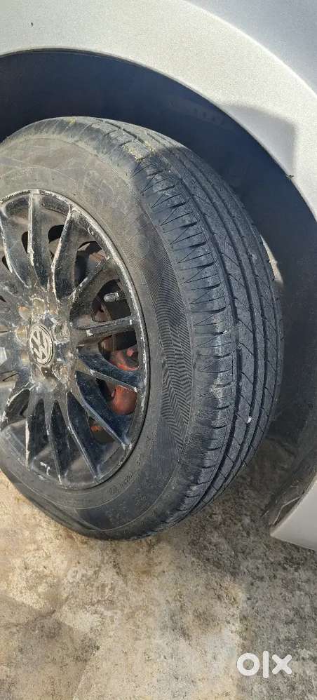 Volkswagen Vento Petrol Manual 2010