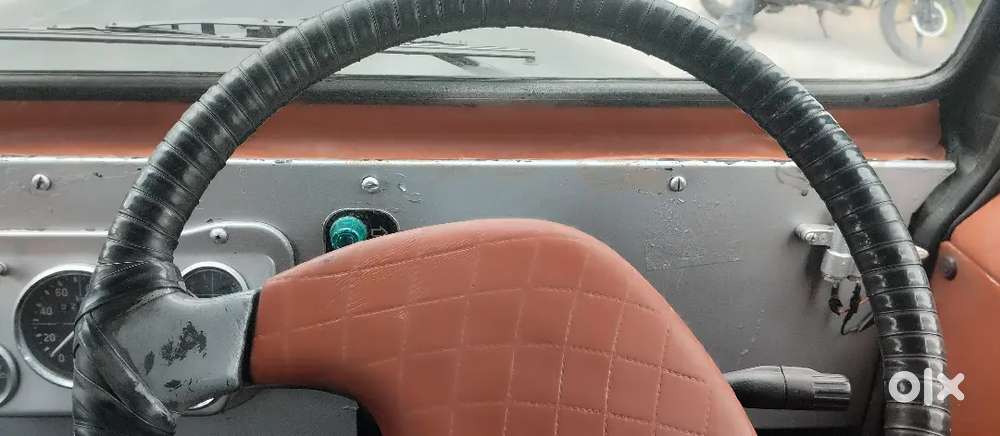 Mahindra Jeep Commander 2000