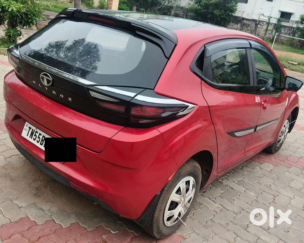 Tata Altroz 1.2 Xe Plus Petrol, 2022, Petrol
