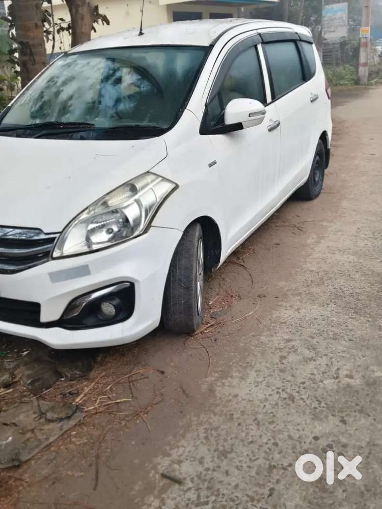 Maruti Suzuki Ertiga 2015 Diesel 130000 Km Driven
