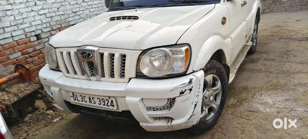 Mahindra Scorpio Classic 2011