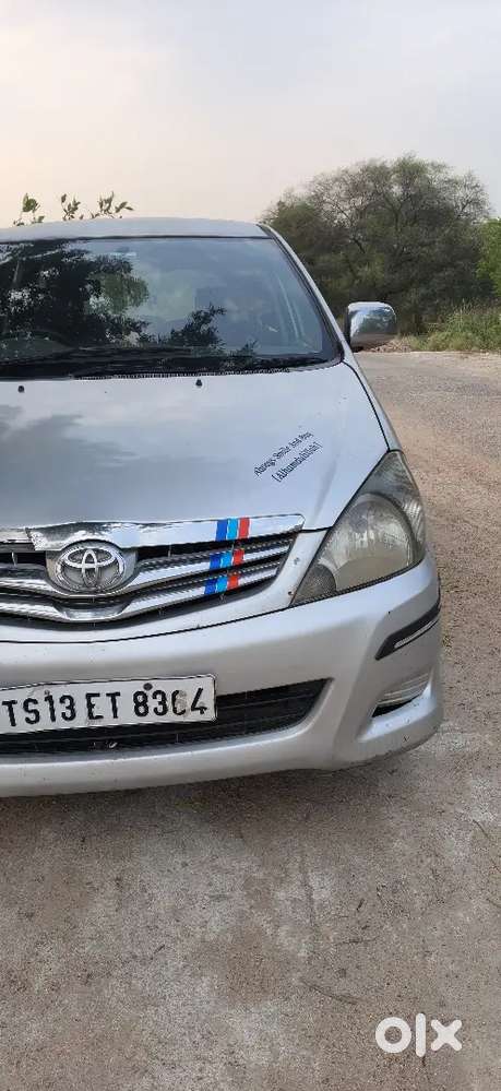 Toyota Innova Hycross 2010 Diesel 190000 Km Driven
