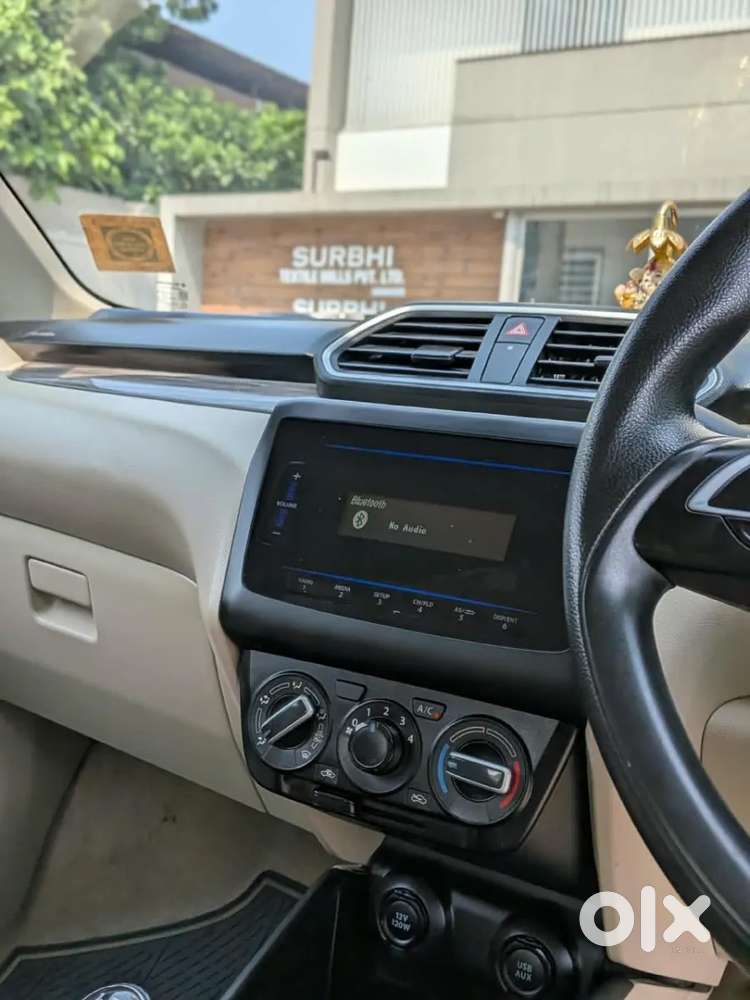 Maruti Suzuki Dzire 1.2 Vxi, 2023, Petrol