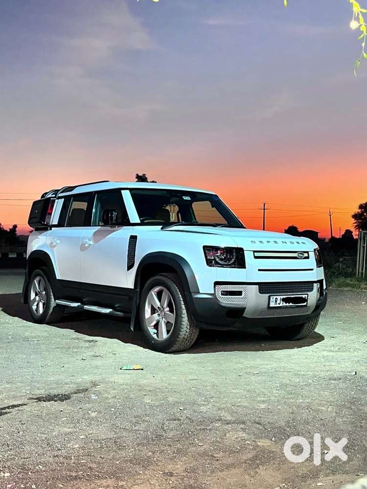 Land Rover Defender 2024 Km Driven