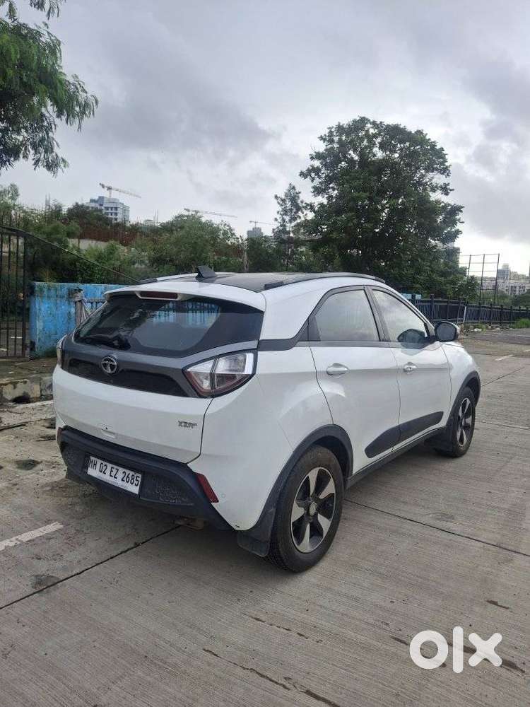Tata Nexon Amt Xza Plus, 2018, Petrol